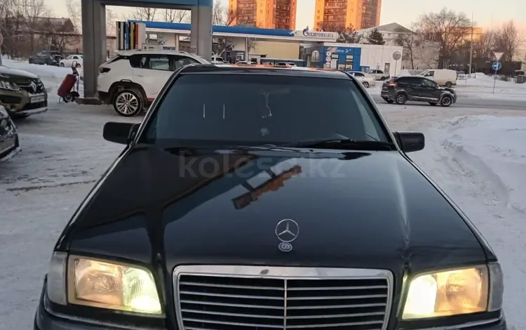 Mercedes-Benz C 220 1994 годаfor2 000 000 тг. в Астана