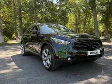 Infiniti FX37, 2011