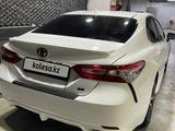 Toyota Camry 2019 годаfor11 200 000 тг. в Актобе – фото 3