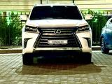 Lexus LX 570 2018 года за 43 000 000 тг. в Актау