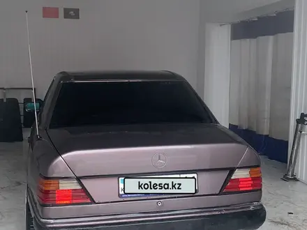 Mercedes-Benz E 200 1993 года за 1 500 000 тг. в Кызылорда – фото 12