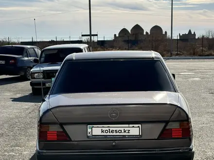 Mercedes-Benz E 200 1993 года за 1 500 000 тг. в Кызылорда – фото 14