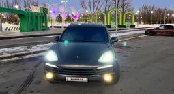 Porsche Cayenne 2013 года за 15 000 000 тг. в Астана