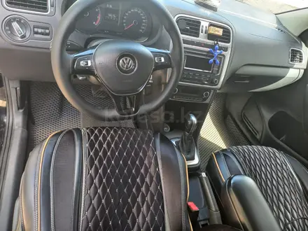 Volkswagen Polo 2015 года за 5 000 000 тг. в Актобе – фото 4