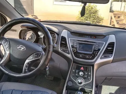 Hyundai Elantra 2014 года за 5 500 000 тг. в Актобе – фото 3