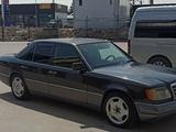 Mercedes-Benz E 280 1994 годаүшін3 100 000 тг. в Алматы