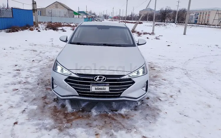 Hyundai Elantra 2018 года за 4 800 000 тг. в Актау