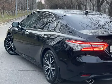 Toyota Camry 2019 года за 13 800 000 тг. в Астана – фото 18