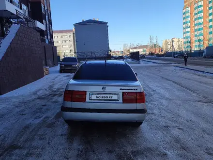 Volkswagen Passat 1995 года за 2 100 000 тг. в Актобе – фото 5