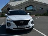 Hyundai Santa Fe 2020 годаfor13 199 999 тг. в Астана