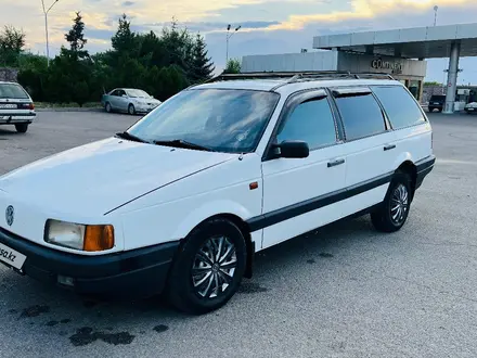 Volkswagen Passat 1993 года за 2 600 000 тг. в Алматы