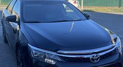 Toyota Camry 2014 года за 9 200 000 тг. в Атырау – фото 2
