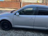 Volkswagen Jetta 2007 годаүшін2 000 000 тг. в Тараз – фото 2