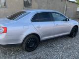 Volkswagen Jetta 2007 годаүшін2 000 000 тг. в Тараз – фото 4