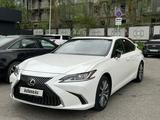 Lexus ES 250 2019 годаүшін21 000 000 тг. в Алматы