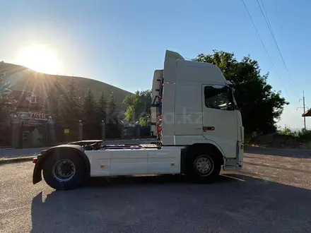 Volvo  FH 2005 года за 31 000 000 тг. в Тараз – фото 3