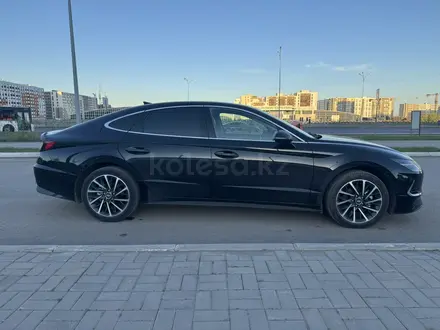 Hyundai Sonata 2022 года за 10 400 000 тг. в Астана – фото 10