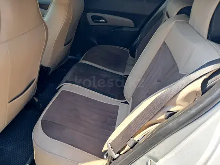 Chevrolet Cruze 2012 года за 3 390 000 тг. в Костанай – фото 13