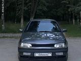 Volkswagen Golf 1993 года за 1 350 000 тг. в Алматы – фото 2