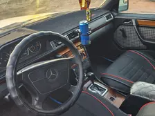 Mercedes-Benz E-Class, 1993