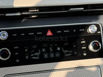 Genesis GV80 2.5T 2026 года за 48 390 000 тг. в Караганда – фото 12