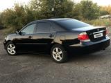 Toyota Camry 2005 года за 5 300 000 тг. в Караганда – фото 2