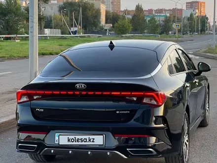 Kia K5 2020 года за 11 799 000 тг. в Астана