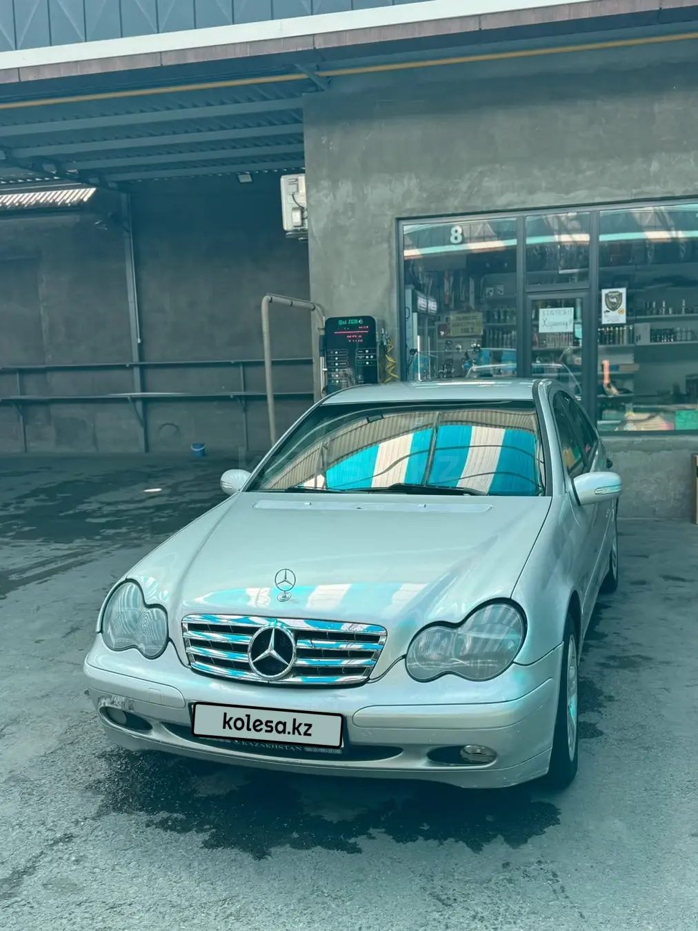 Mercedes-Benz C-Class, 2006
