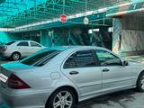 Mercedes-Benz C 180 2006 года за 3 200 000 тг. в Туркестан – фото 4