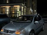 Volkswagen Golf 2005 годаүшін3 000 000 тг. в Караганда