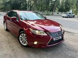 Lexus ES 300h 2014 года за 11 000 000 тг. в Алматы