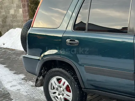 Honda CR-V 1999 года за 3 000 000 тг. в Алматы – фото 4