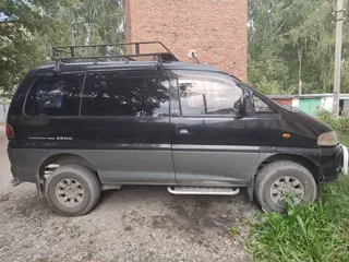 Mitsubishi Delica, 1996