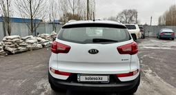 Kia Sportage 2013 года за 7 500 000 тг. в Актобе – фото 4