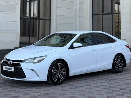 Toyota Camry 2016 года за 8 480 000 тг. в Шымкент