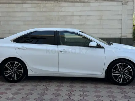 Toyota Camry 2016 года за 8 480 000 тг. в Шымкент – фото 13