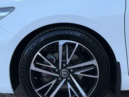 Toyota Camry 2016 года за 8 480 000 тг. в Шымкент – фото 9
