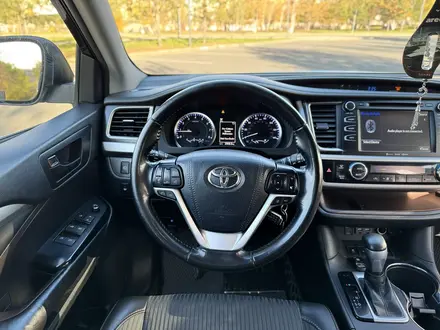 Toyota Highlander 2019 года за 14 800 000 тг. в Астана – фото 21