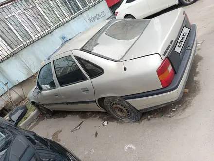 Opel Vectra 1990 года за 650 000 тг. в Алматы
