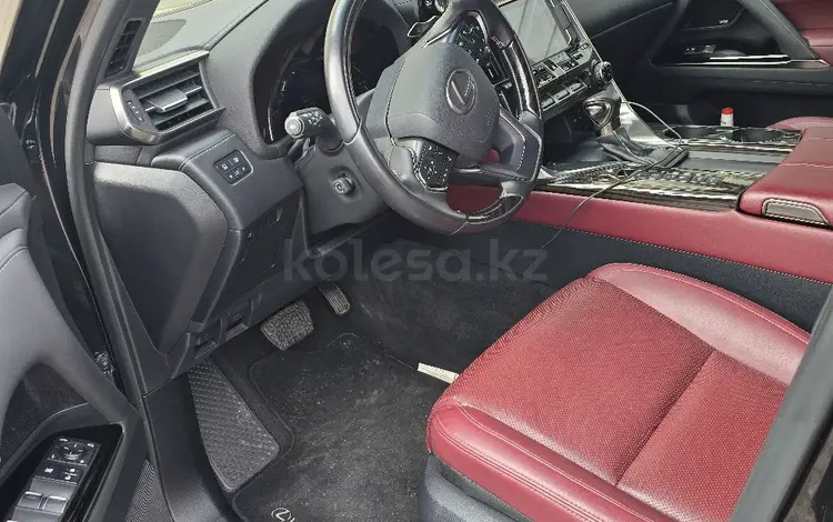 Lexus LX 600 2022 годаfor67 000 000 тг. в Караганда