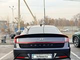 Hyundai Sonata 2020 годаүшін11 000 000 тг. в Алматы – фото 4