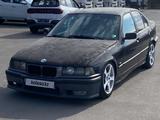 BMW 325 1991 года за 800 000 тг. в Алматы