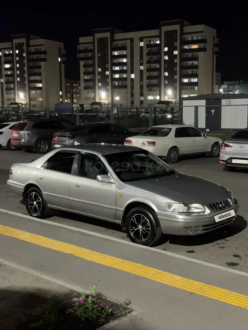 Toyota Camry, 1998