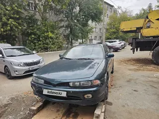 Mitsubishi Galant