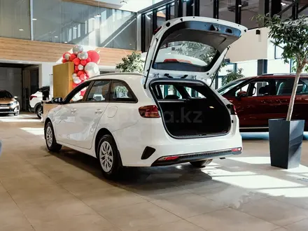 Kia Cee'd Luxe 2024 года за 11 990 000 тг. в Астана – фото 18