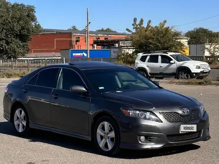 Toyota Camry 2010 года за 4 800 000 тг. в Актобе – фото 2