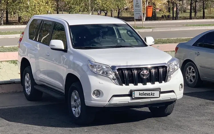 Toyota Land Cruiser Prado 2015 годаfor19 200 000 тг. в Астана