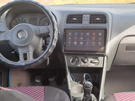 Volkswagen Polo 2015 года за 5 000 000 тг. в Шымкент – фото 3