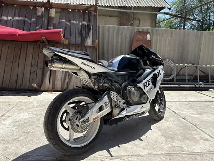 Honda  CBR 600RR 2005 года за 1 900 000 тг. в Алматы – фото 3