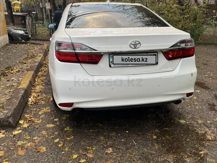 Toyota Camry 2014 года за 9 100 000 тг. в Шымкент – фото 3